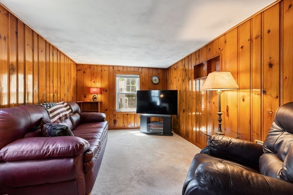 95 Ferncroft Road Milton, MA 02186 - Photo 19 of 35 Gallery Image 19