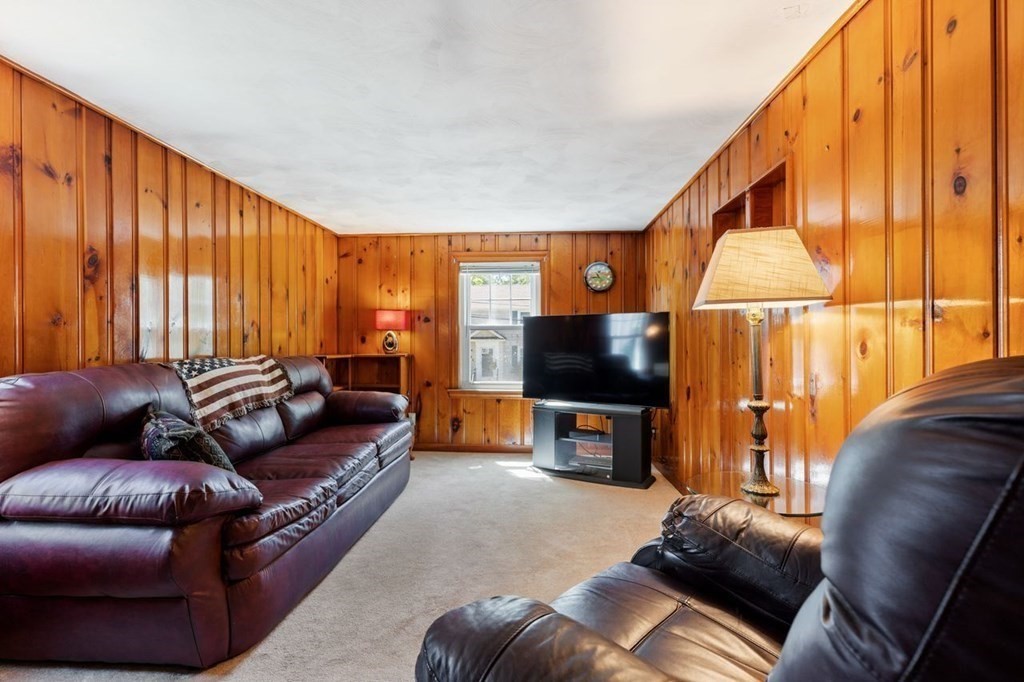95 Ferncroft Road Milton, MA 02186 - Photo 25 of 35 Gallery Image 25