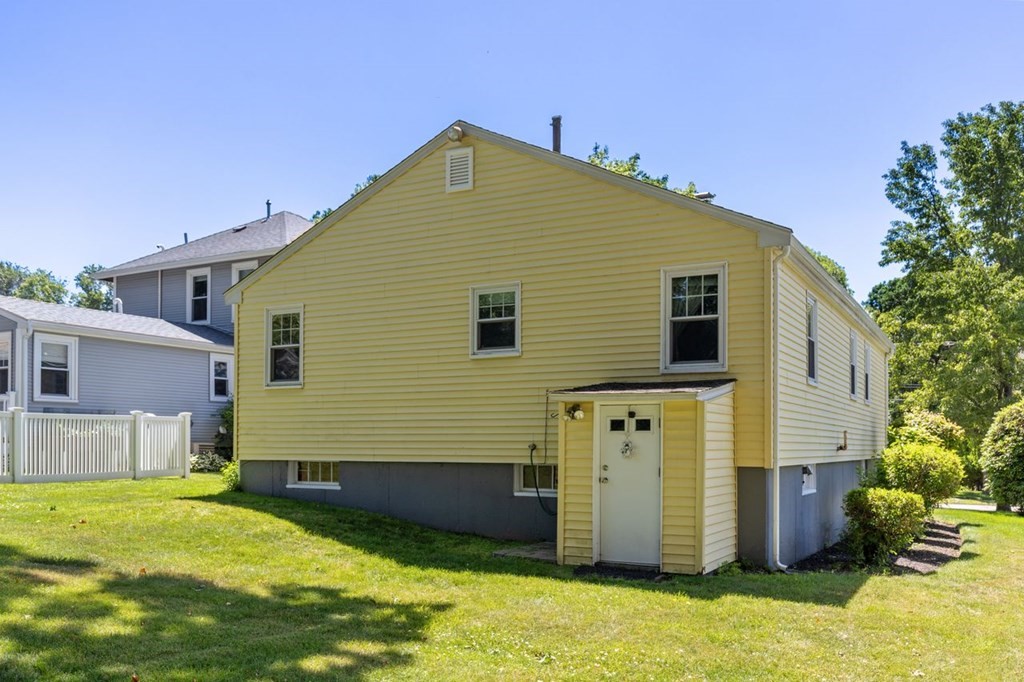 95 Ferncroft Road Milton, MA 02186 - Photo 30 of 35 Gallery Image 30