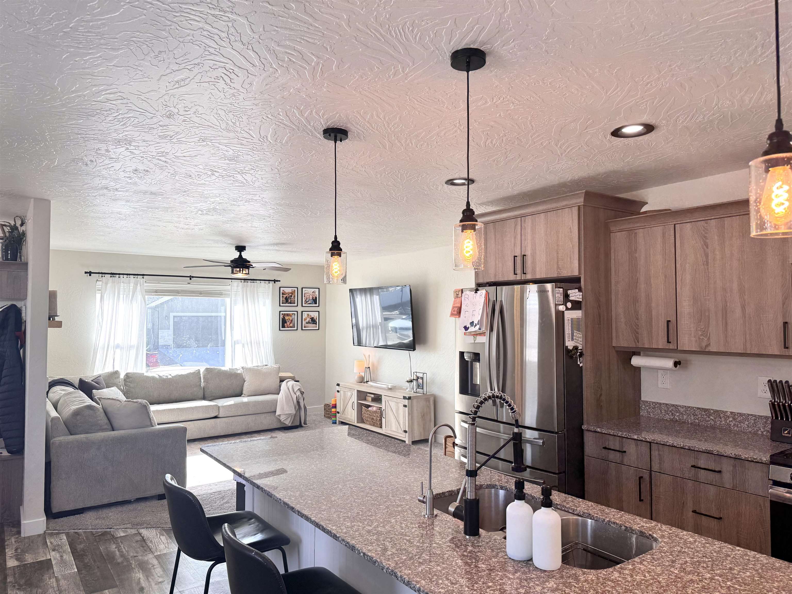 1511 Eagle Way Rock Springs, WY 82901 - Photo 10 of 36