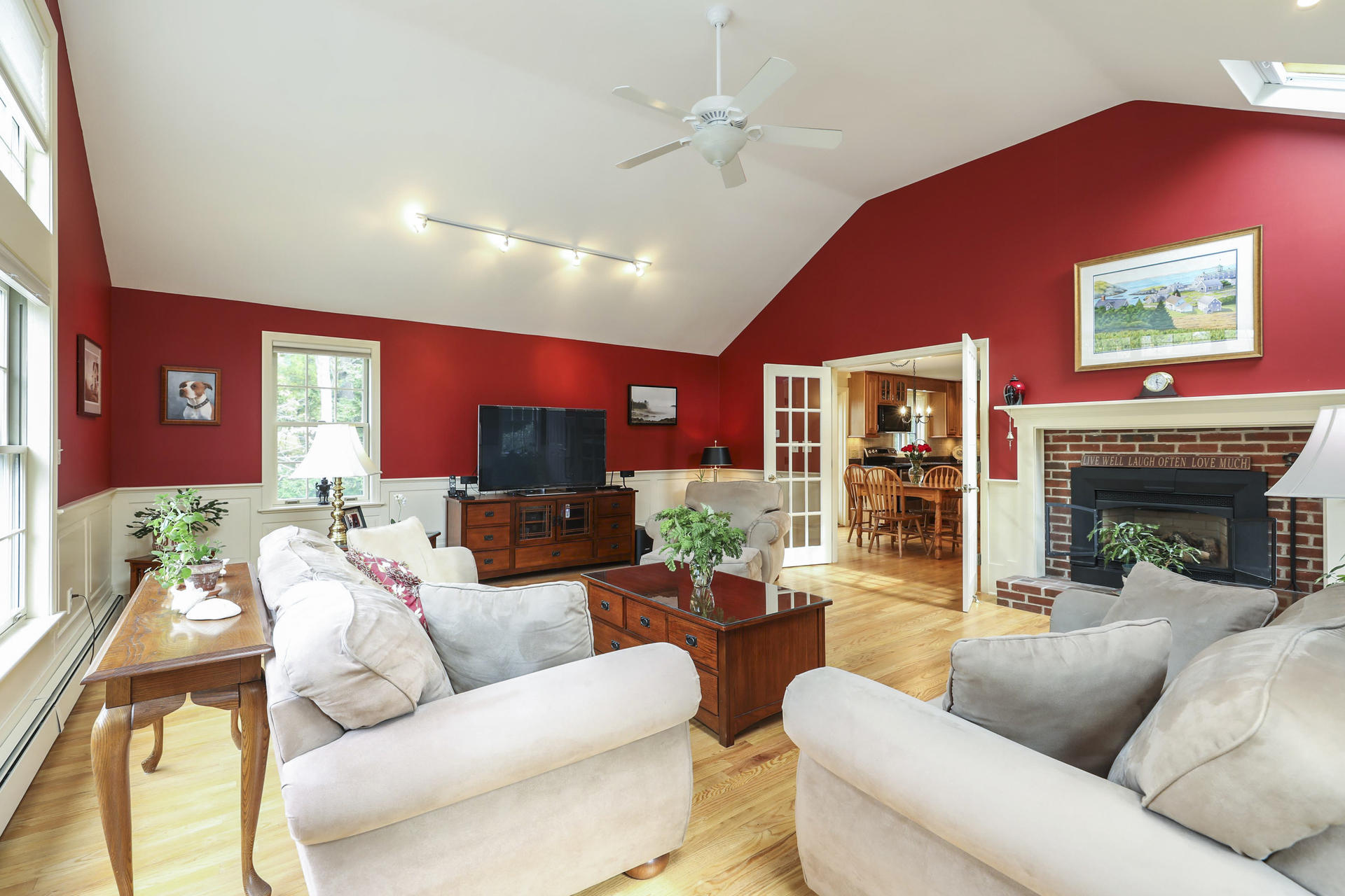 6 Caly Hollow Road Kennebunk, ME 04043 - Photo 8 of 40 006-photo-living-room-7626166