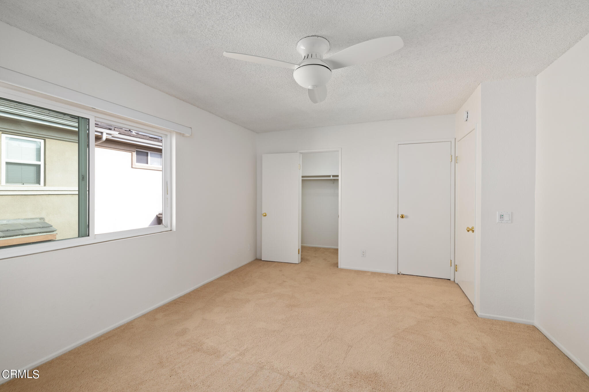 2429 Oswego Street, Unit B Pasadena, CA 91107 - Photo 15 of 25 an empty room with windows and closet