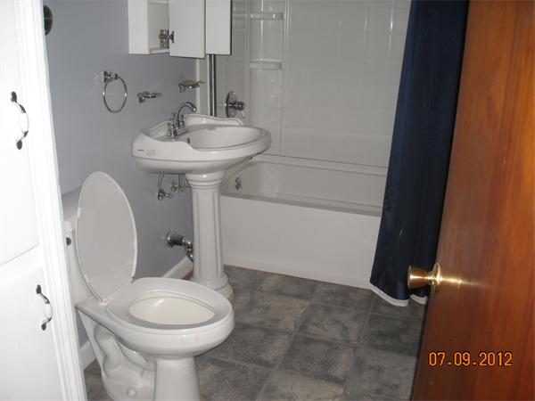 143 Norfolk Street Springfield, MA 01109 - Photo 8 of 14 Gallery Image 8