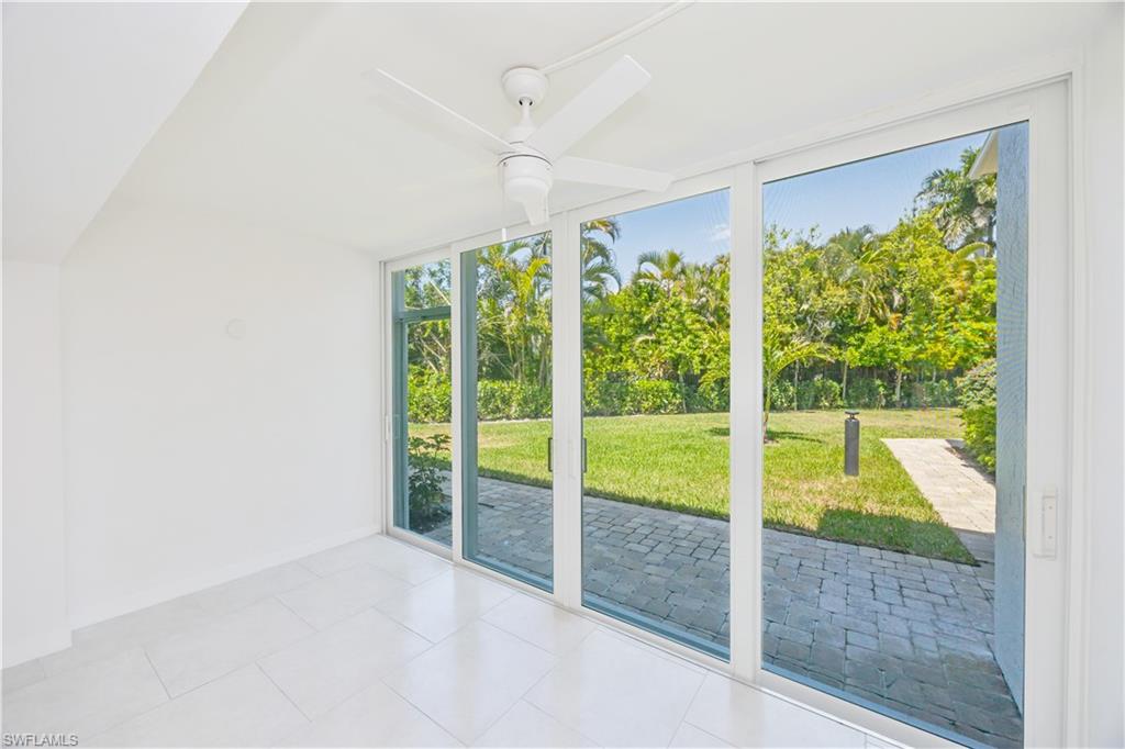 4180 Crayton Road, Unit E4 Naples, FL 34103 - Photo 5 of 25 Lanai Area