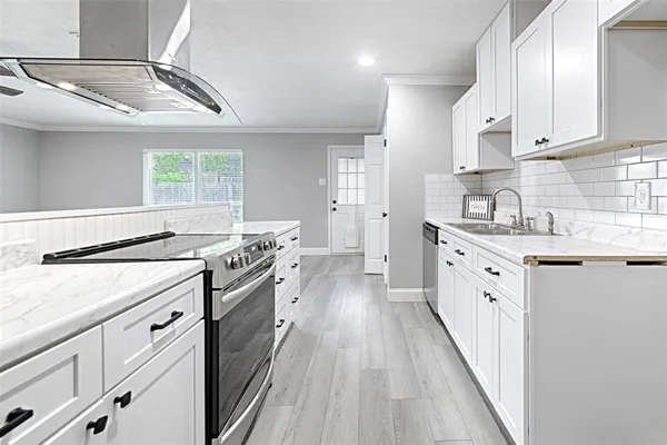 $300,000 | 541 Ridgemont Drive, Allen, TX 75002