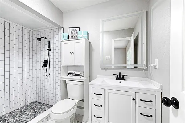 $300,000 | 541 Ridgemont Drive, Allen, TX 75002