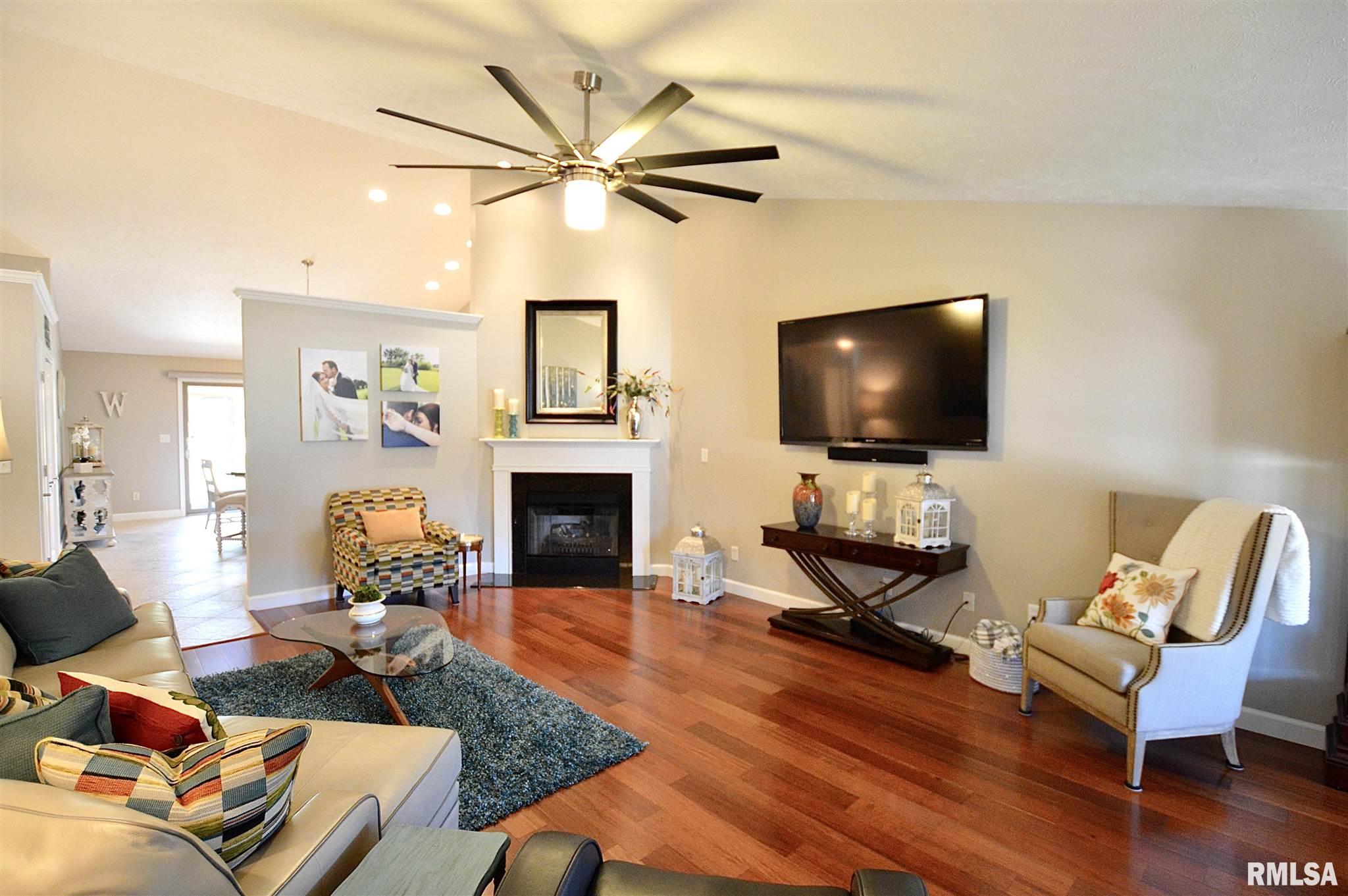 4415 Castle Pines Drive Springfield, IL 62711 - Photo 6 of 31 Gallery Image 6