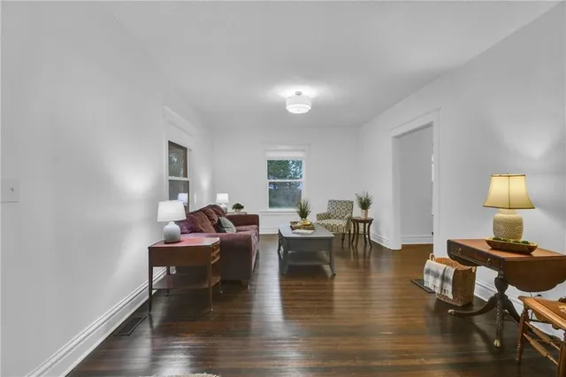 $315,000 | 1610 South Northern Boulevard, Independence, MO 64052