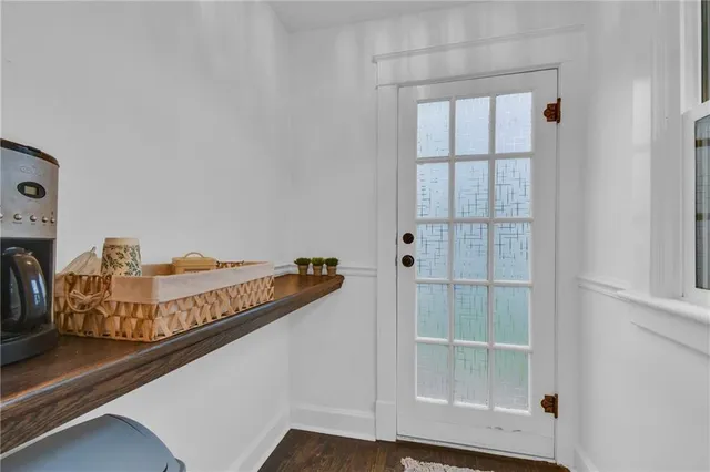 $315,000 | 1610 South Northern Boulevard, Independence, MO 64052