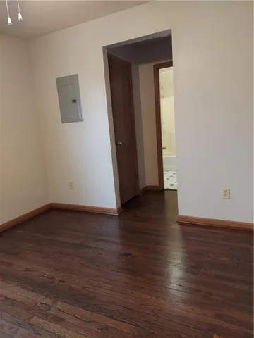 $315,000 | 1610 South Northern Boulevard, Independence, MO 64052