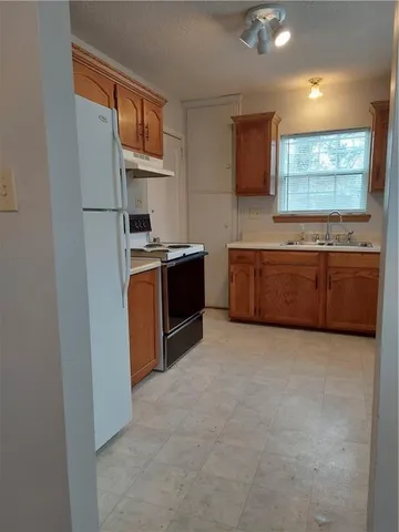 $315,000 | 1610 South Northern Boulevard, Independence, MO 64052