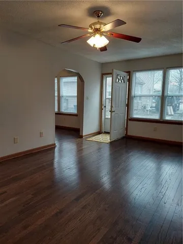 $315,000 | 1610 South Northern Boulevard, Independence, MO 64052