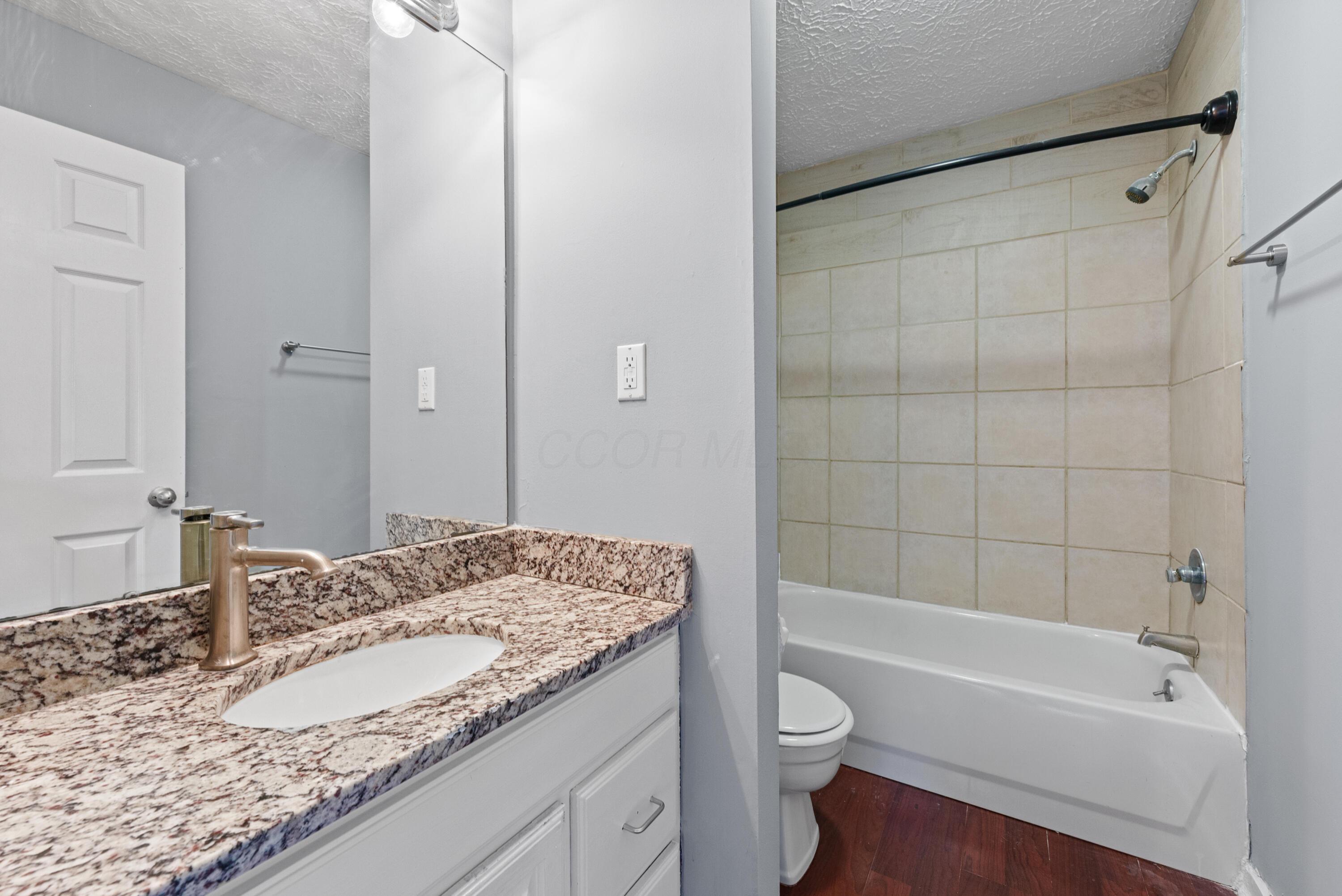 438 Edinburgh Road, Unit 438452 Dublin, OH 43017 - Photo 20 of 28 DSC04263