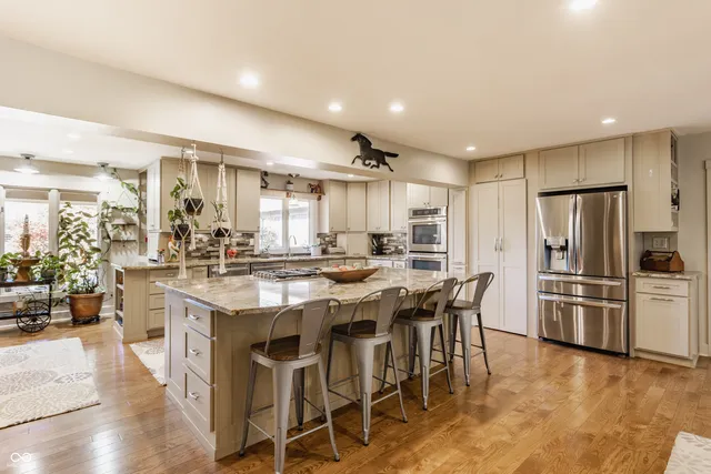 $2,600,000 | 2034 Dubois Road, Spencer, IN 47460