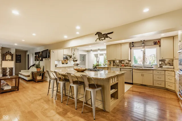 $2,600,000 | 2034 Dubois Road, Spencer, IN 47460