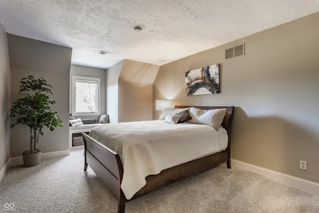 $2,600,000 | 2034 Dubois Road, Spencer, IN 47460