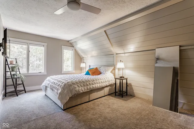 $2,600,000 | 2034 Dubois Road, Spencer, IN 47460