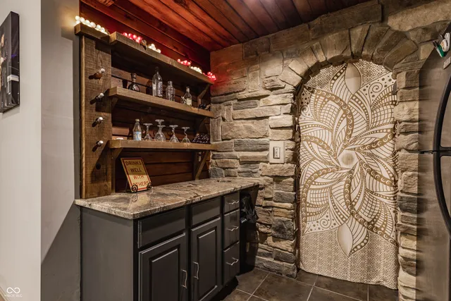 $2,600,000 | 2034 Dubois Road, Spencer, IN 47460