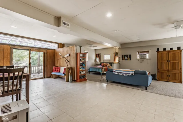 $2,600,000 | 2034 Dubois Road, Spencer, IN 47460