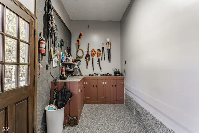 $2,600,000 | 2034 Dubois Road, Spencer, IN 47460