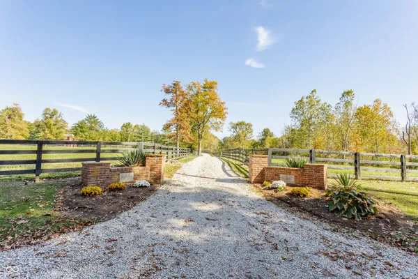 $2,600,000 | 2034 Dubois Road, Spencer, IN 47460