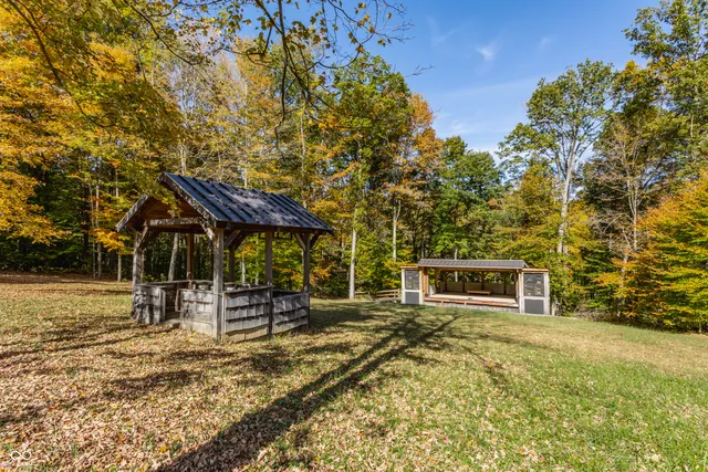 $2,600,000 | 2034 Dubois Road, Spencer, IN 47460