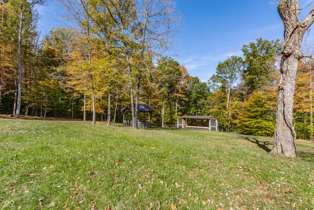 $2,600,000 | 2034 Dubois Road, Spencer, IN 47460