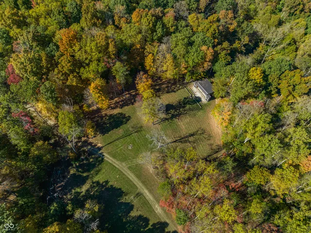 $2,600,000 | 2034 Dubois Road, Spencer, IN 47460