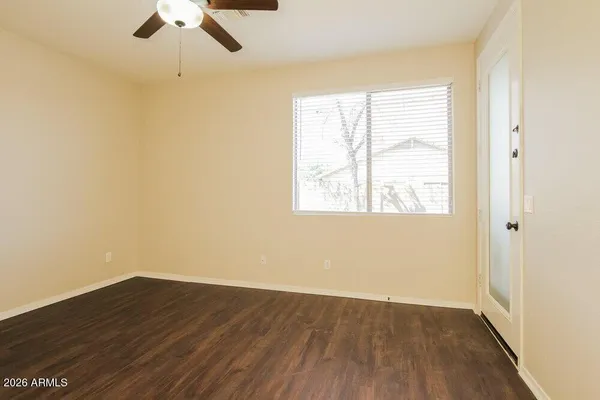 $2,200 | 8724 North 57th Drive, Glendale, AZ 85302