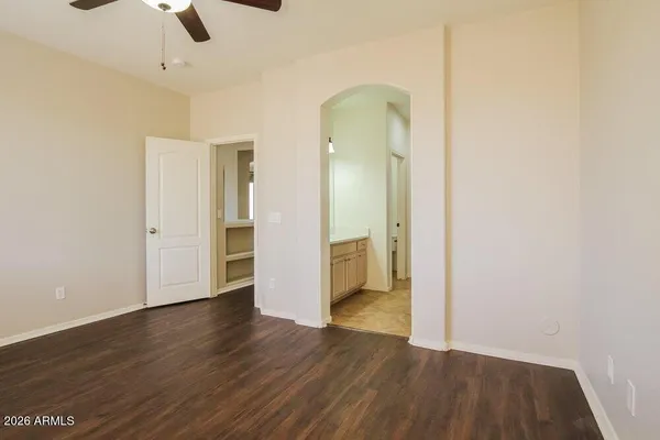 $2,200 | 8724 North 57th Drive, Glendale, AZ 85302