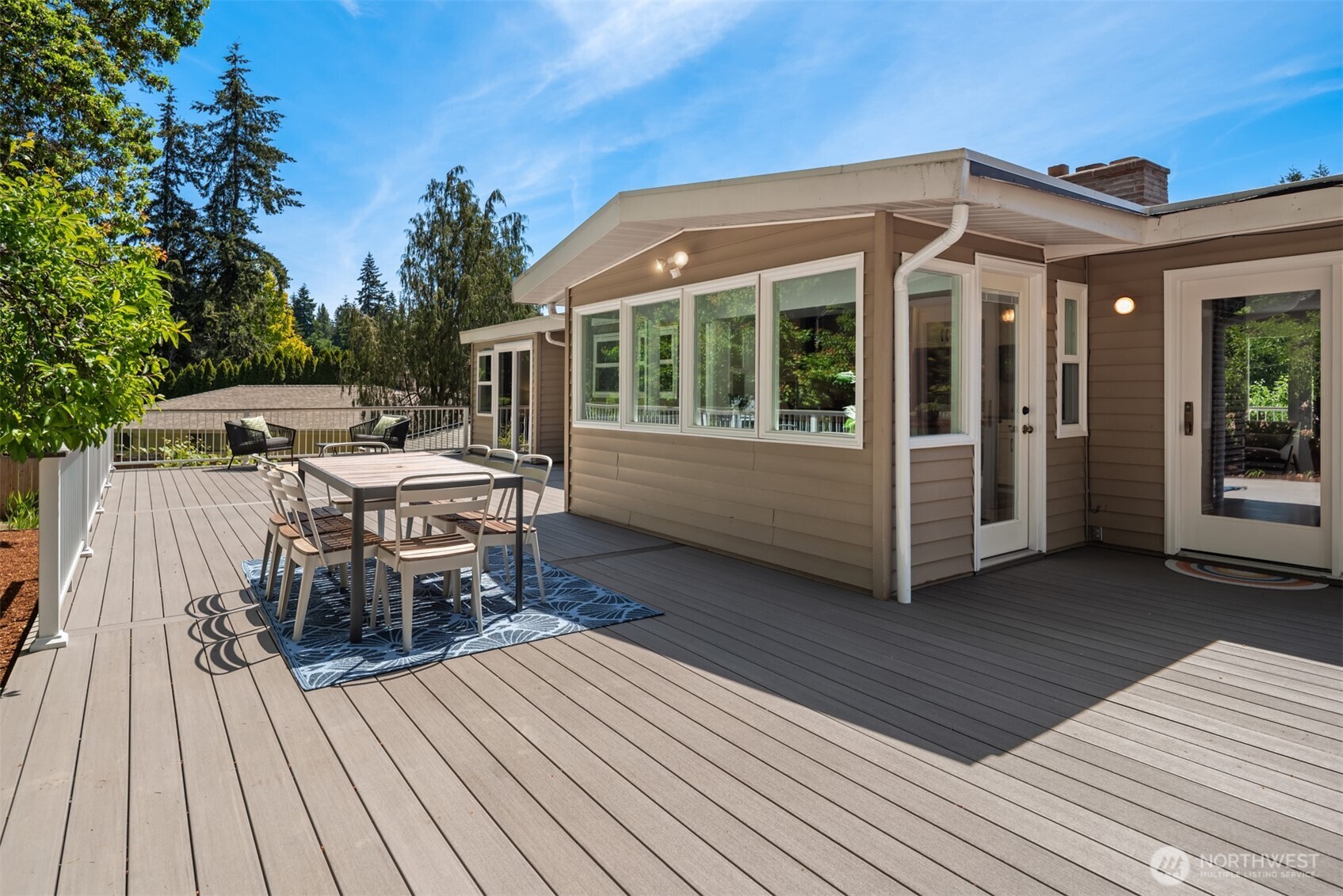 18025 70th Place West Edmonds, WA 98026 - Photo 24 of 40