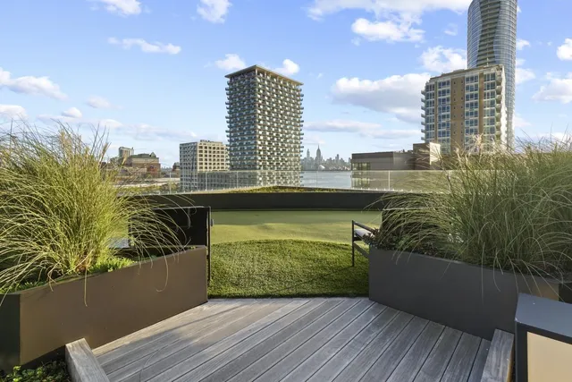 $6,200 | 75 Park Lane South, Unit 804, Jersey City, NJ 07310