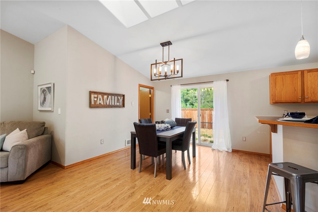 320 East Wilson Way Grapeview, WA 98546 - Photo 11 of 35 Gallery Image 11