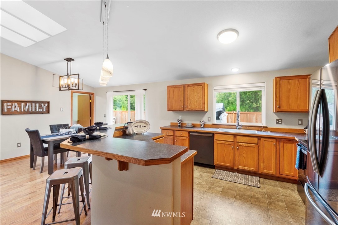 320 East Wilson Way Grapeview, WA 98546 - Photo 16 of 35 Gallery Image 16