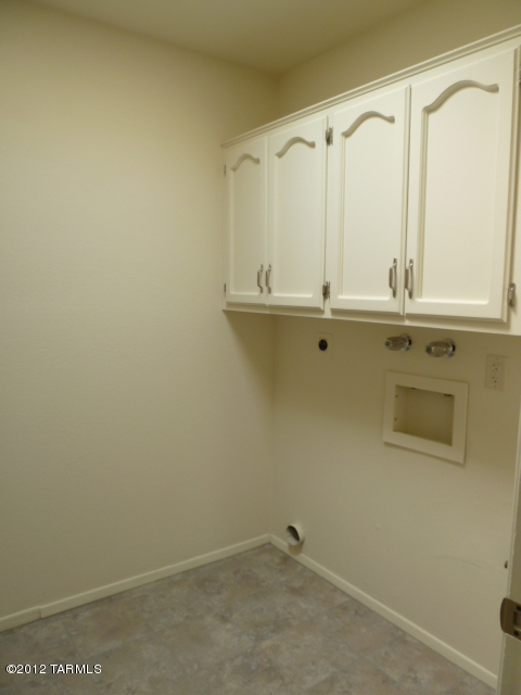 285 South Kolb Road, Unit 18 Tucson, AZ 85710 - Photo 16 of 22