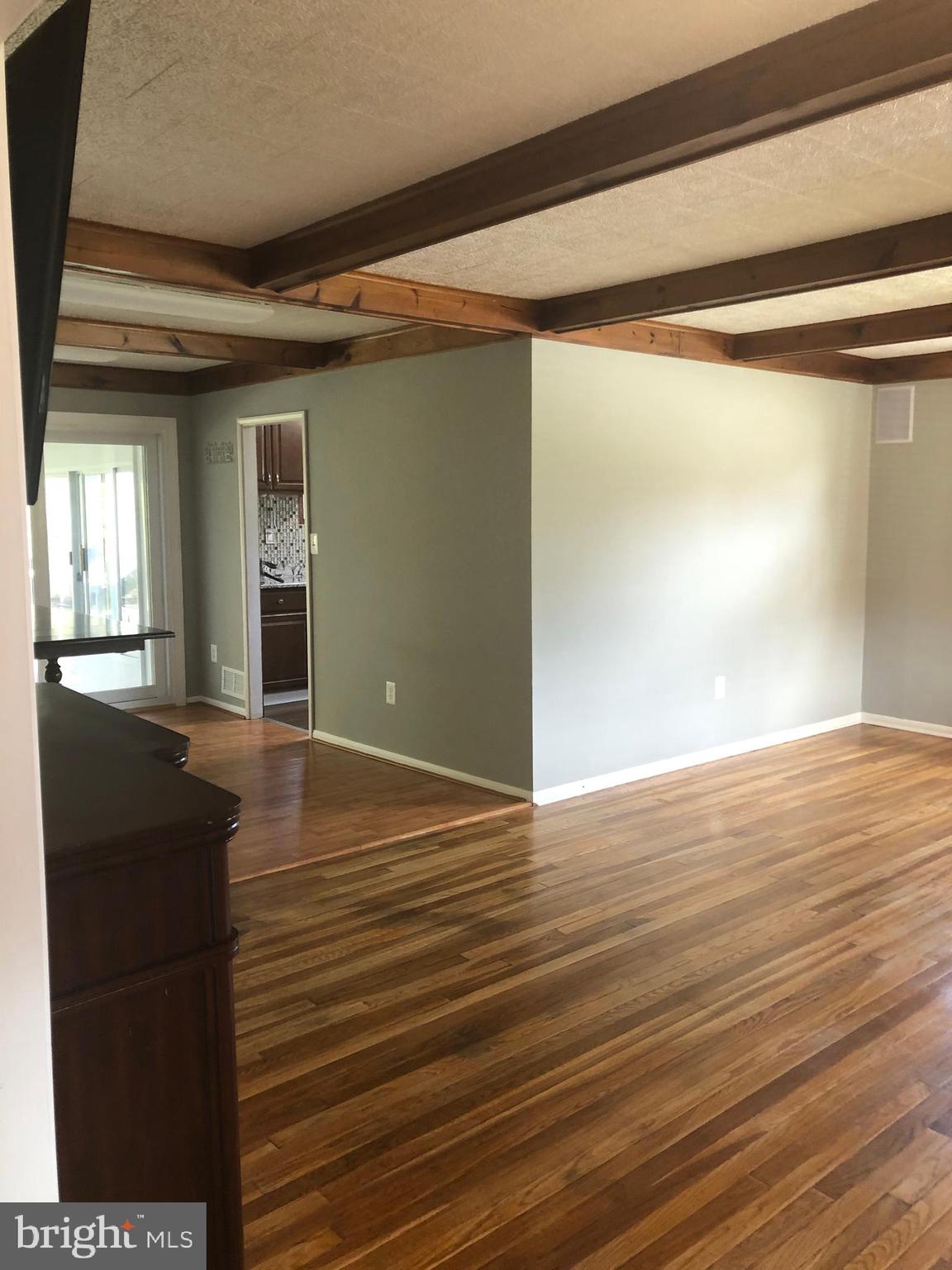 8744 Stockwell Road Baltimore, MD 21234 - Photo 10 of 46 Gallery Image 10
