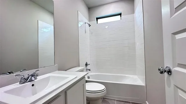 an empty room with closet