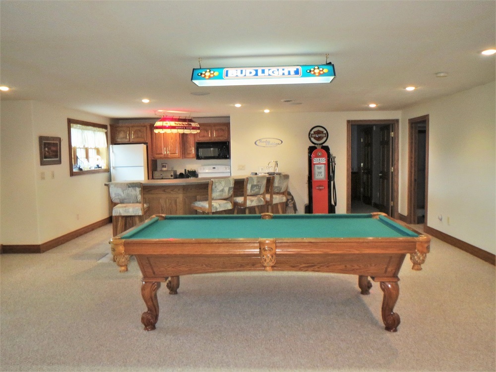 1122 Sterling Road Dixon, IL 61021 - Photo 23 of 45 a room with furniture and pool table