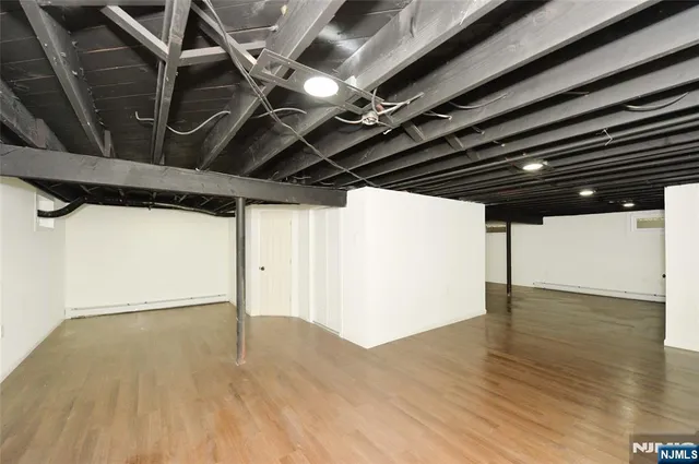 $5,500 | 60 Poplar Avenue, Hackensack, NJ 07601