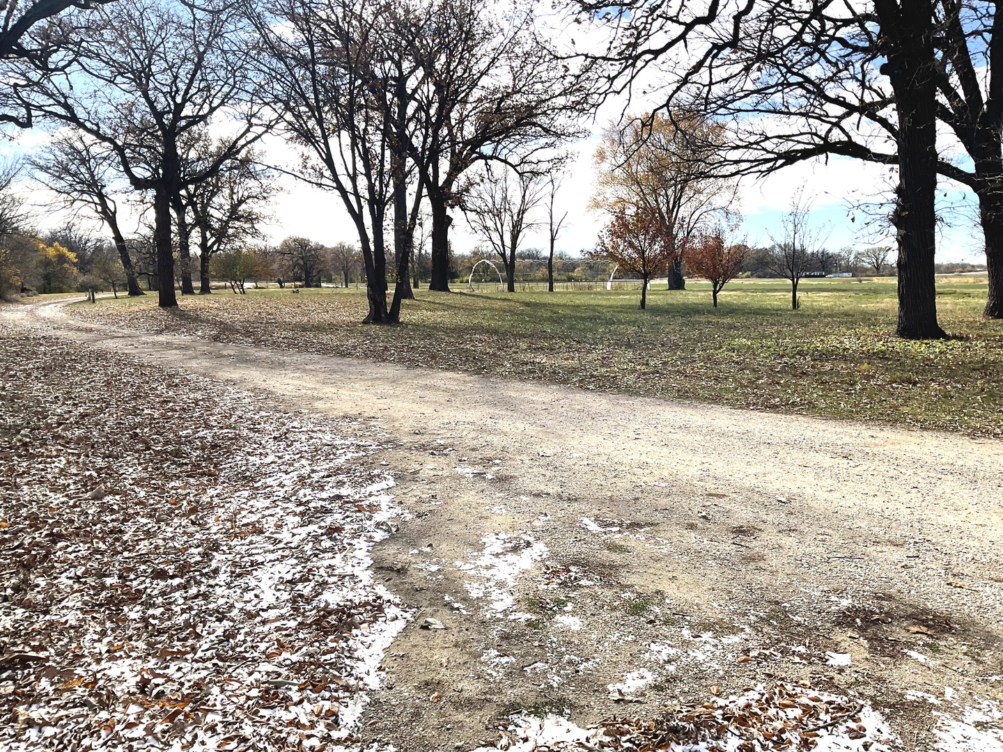 6010-6060 East Minooka Road Minooka, IL 60447 - Photo 7 of 24 a view of outdoor space with trees