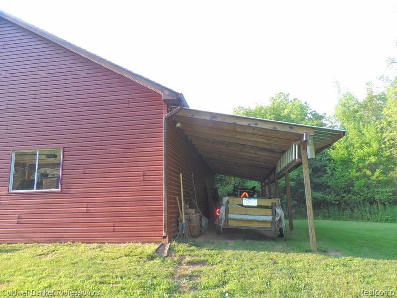 5429 West Lovejoy Road Fowlerville, MI 48836 - Photo 64 of 73 DSCN2234.JPG