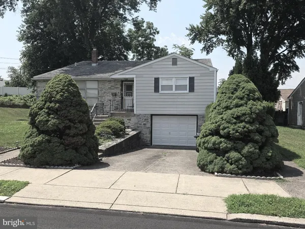 $599,900 | 150 Shelly Lane, Philadelphia, PA 19115