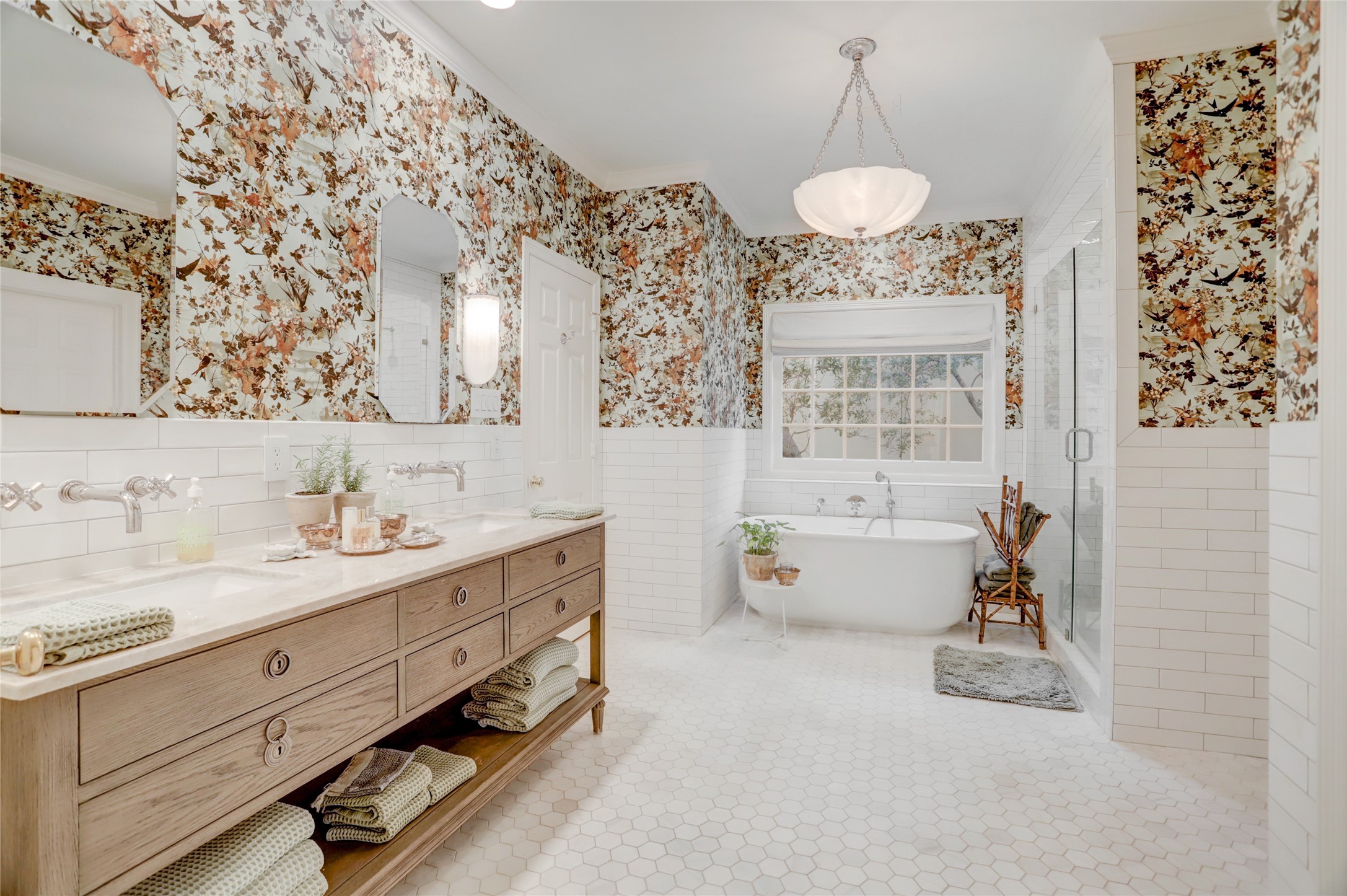 2703 Mid Lane, Unit 4 Houston, TX 77027 - Photo 10 of 16 a bathroom with a double vanity sink mirror and bathtub