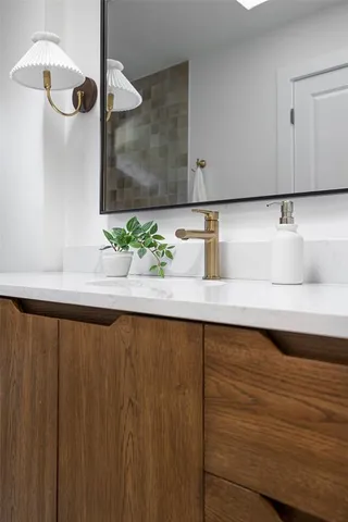 $900,000 | 7647 Alto Caro Drive, Dallas, TX 75248