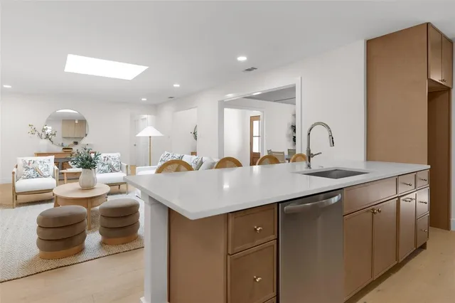 $900,000 | 7647 Alto Caro Drive, Dallas, TX 75248