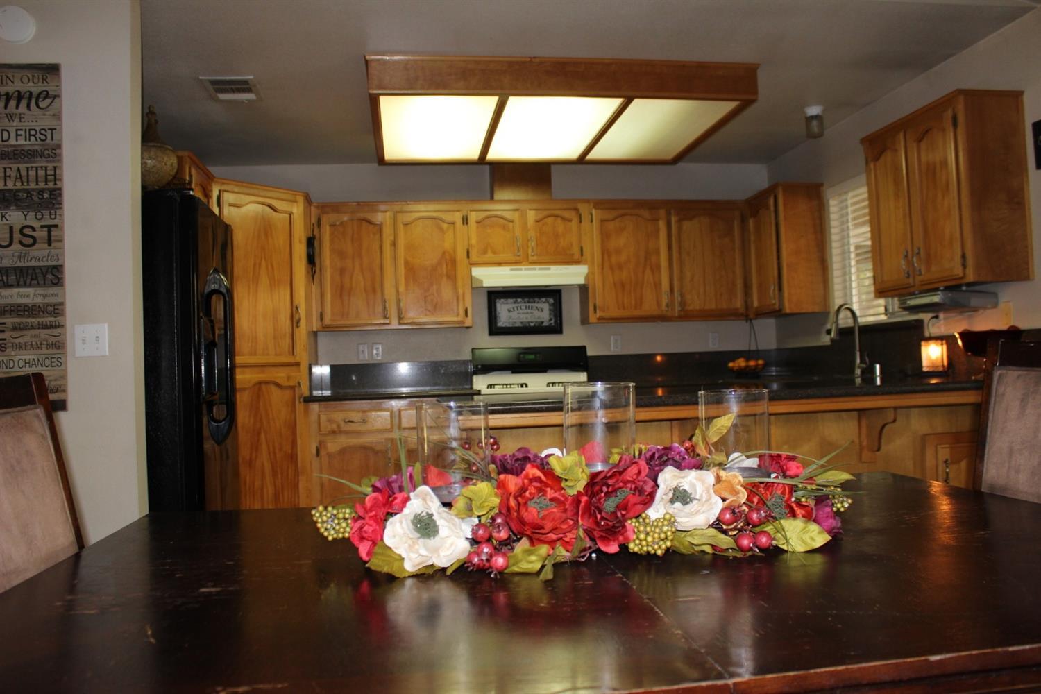 529 Davis Street Exeter, CA 93221 - Photo 10 of 29 Additional Photo