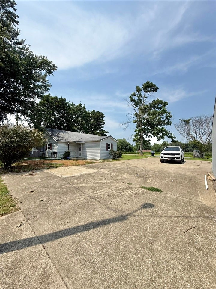 643 Weldon Road Marion, KY 42064 - Photo 79 of 84