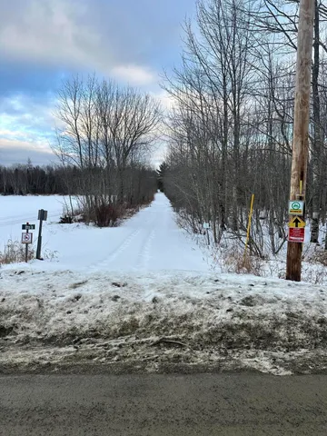 $39,900 | 48-49 Middle Road, Bradford, ME 04410