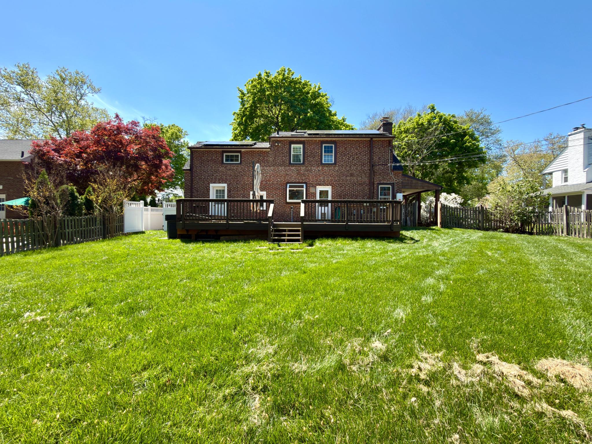 418 East Country Club Lane Wallingford, PA 19086 - Photo 52 of 59 Large yard