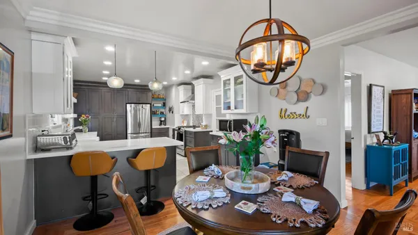 $729,000 | 725 Valle Vista Avenue, Vallejo, CA 94590